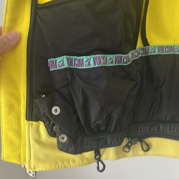 Volcom Softshell‎ Women’s Yellow Snowboard Jacket Sz XS - Picture 10 of 11